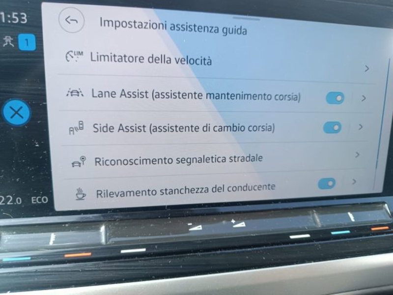 Volkswagen Multivan usata a Vicenza (11)