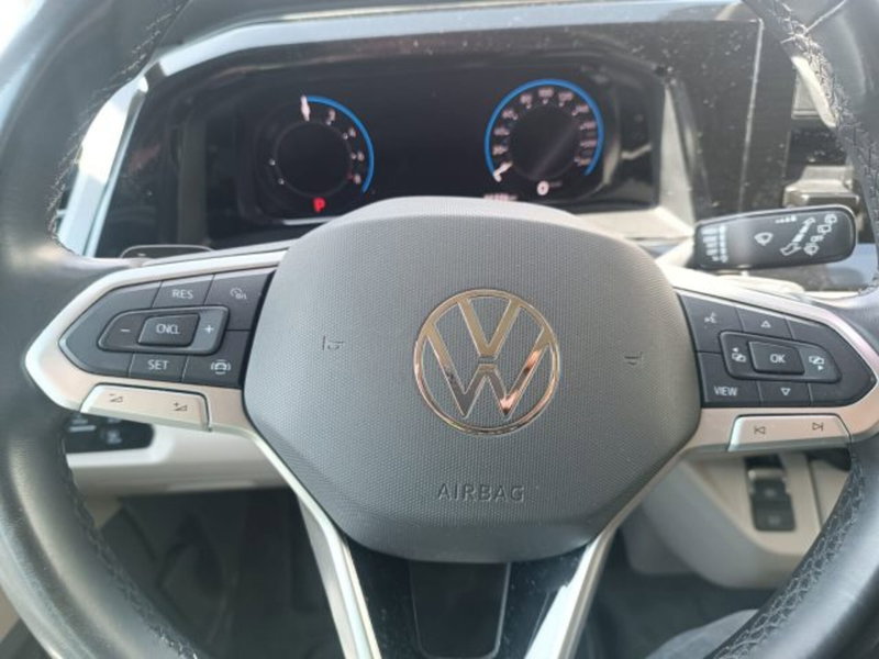 Volkswagen Multivan usata a Vicenza (13)