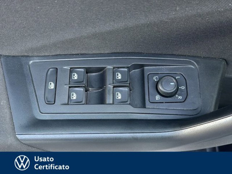 Volkswagen T-Roc usata a Vicenza (12)