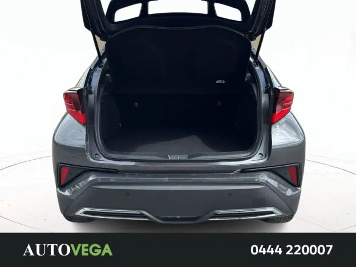 Toyota Toyota C-HR usata a Vicenza (11)