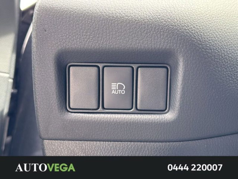 Toyota Toyota C-HR usata a Vicenza (13)