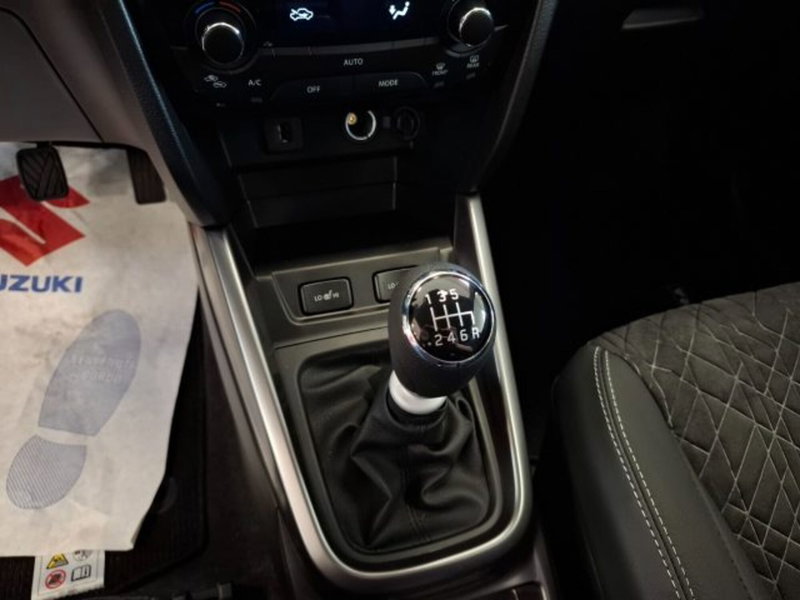 Suzuki Vitara nuova a Reggio Emilia (10)