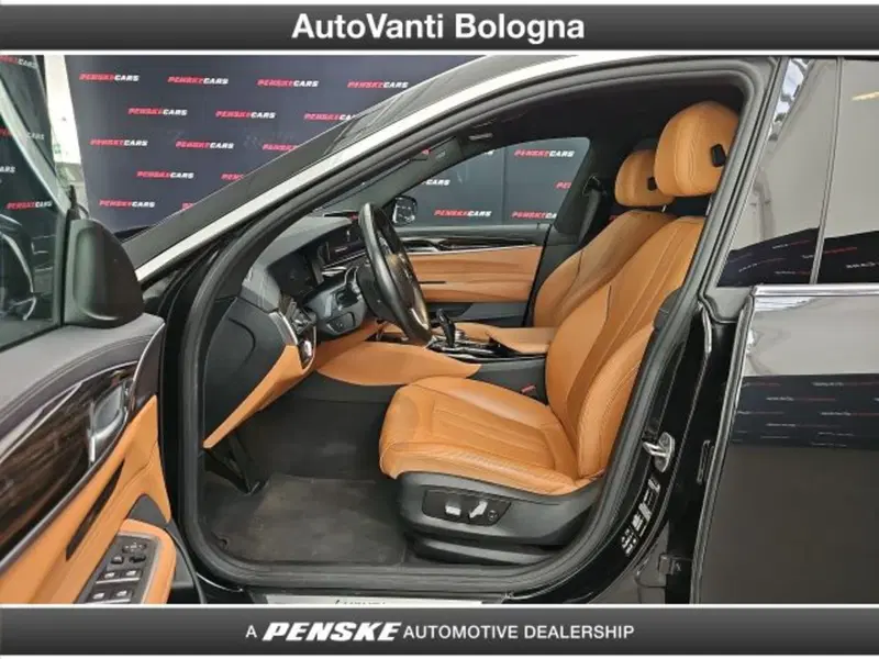 BMW Serie 6 Gran Turismo usata a Bologna (11)