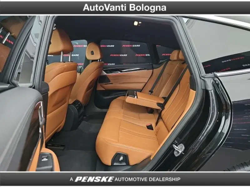 BMW Serie 6 Gran Turismo usata a Bologna (12)