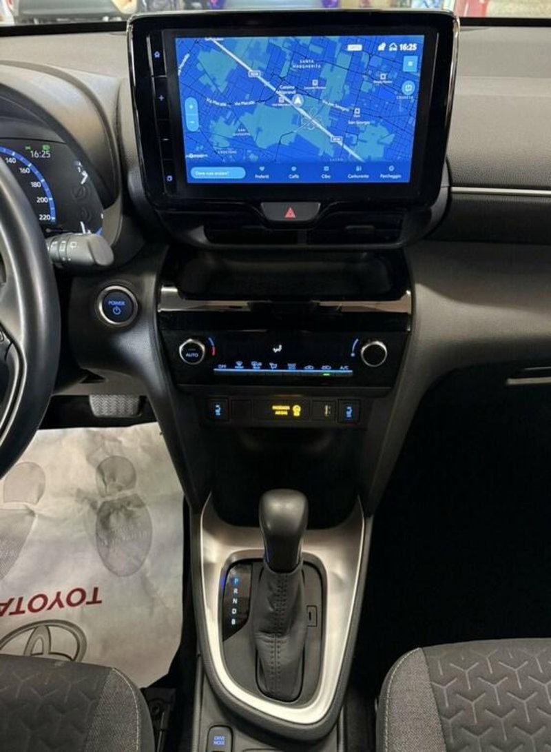 Toyota Yaris Cross usata a Monza e Brianza (13)