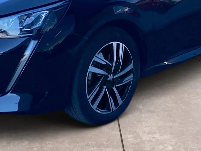 Peugeot 208 usata a Torino (15)