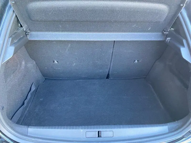 Peugeot 208 usata a Torino (9)