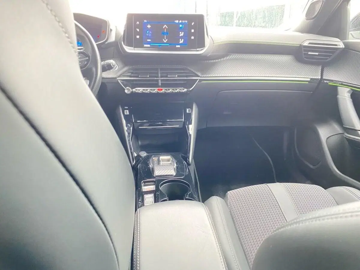 Peugeot 2008 usata a Torino (11)