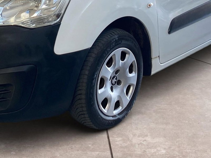 Peugeot Partner Furgone usata a Torino (15)