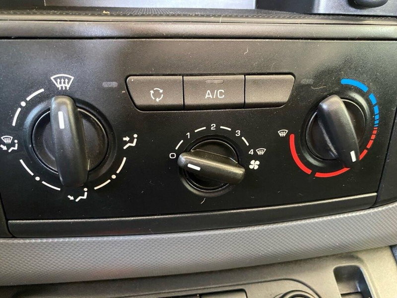 Peugeot Partner Furgone usata a Torino (9)