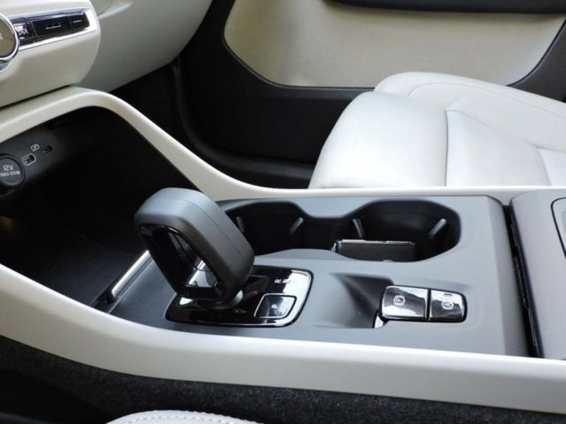 Volvo XC40 usata a Firenze (18)