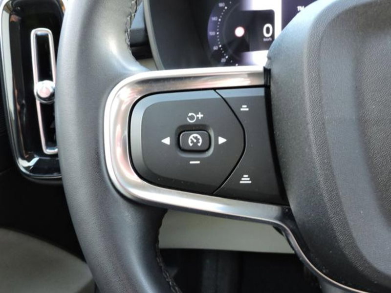 Volvo XC40 usata a Firenze (19)