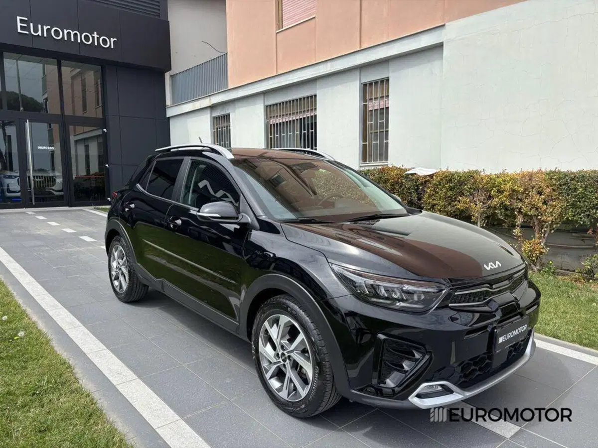 Kia Stonic usata a Bari (3)
