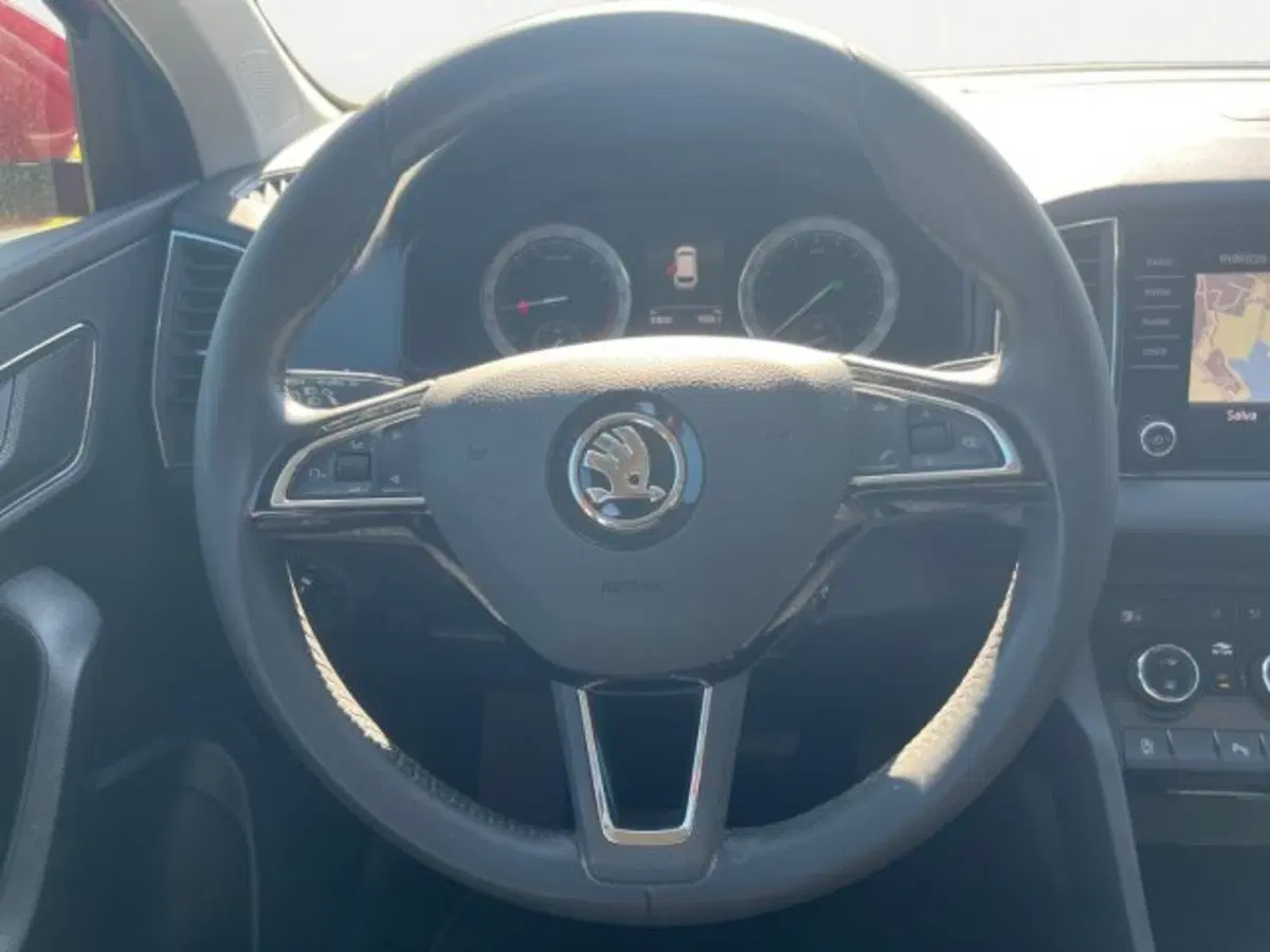 Skoda Karoq usata a Udine (13)