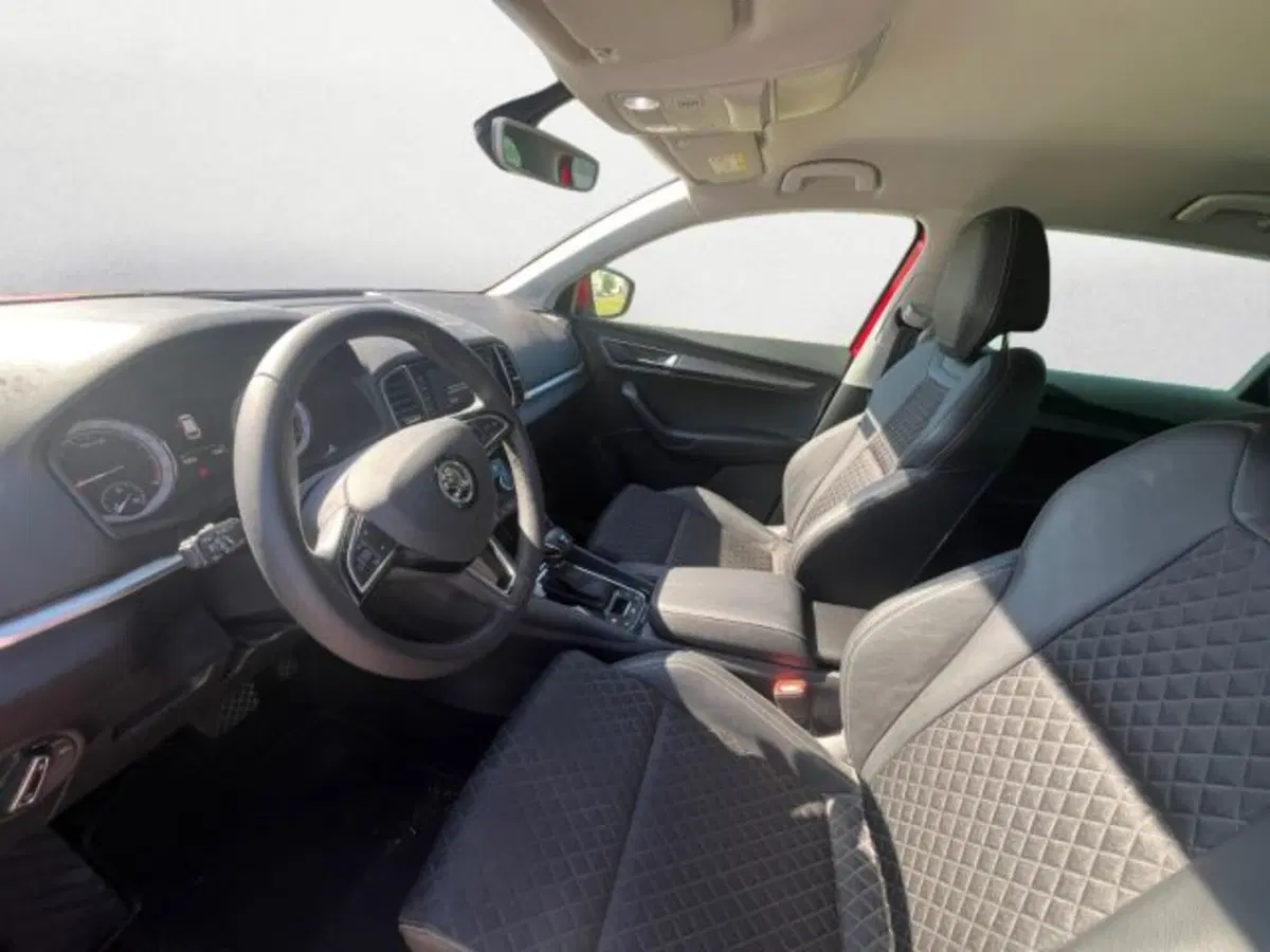Skoda Karoq usata a Udine (9)