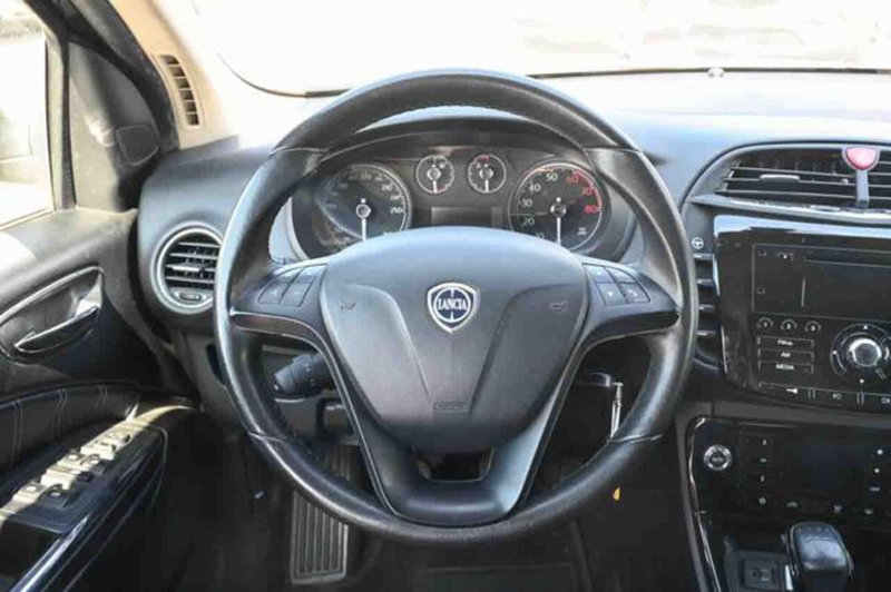 Lancia Delta usata a Torino (16)