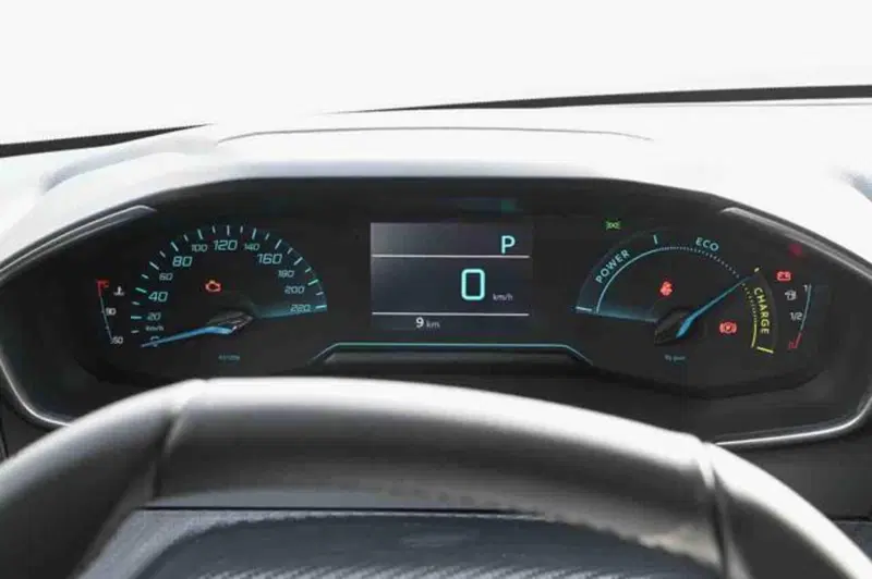 Peugeot 208 nuova a Torino (17)