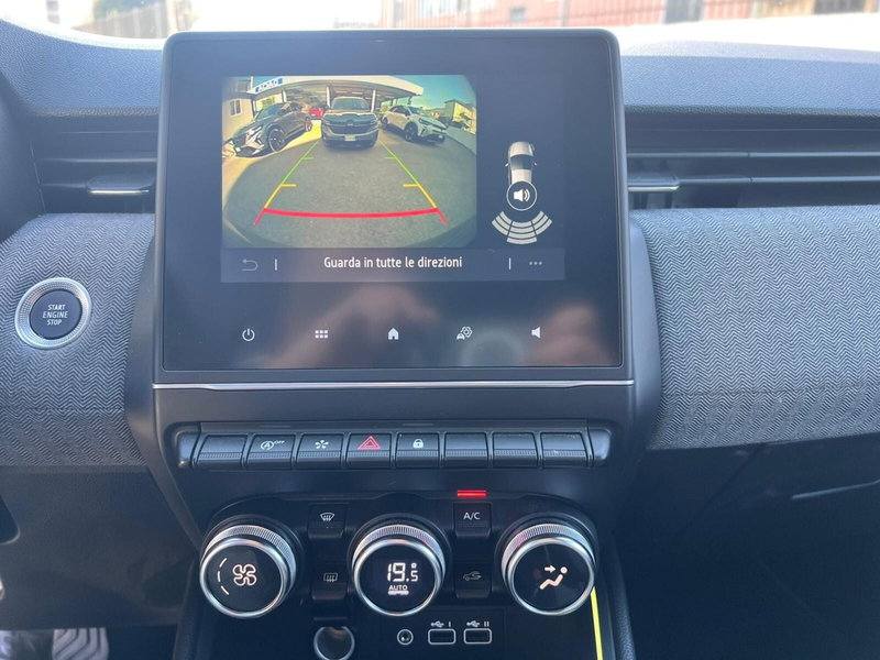 Renault Clio usata a Messina (18)