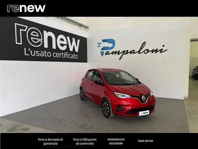 Renault Zoe Iconic R135 qstomize van del 2022 usata a Siena