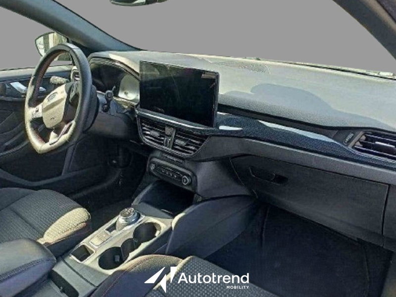 Ford Focus Station Wagon usata a Bari (6)