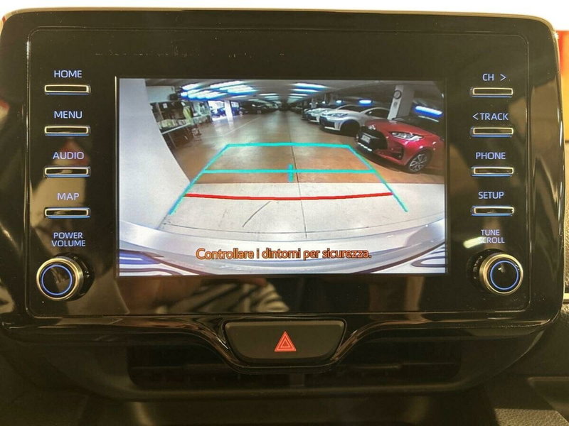 Toyota Yaris usata a Lecco (13)