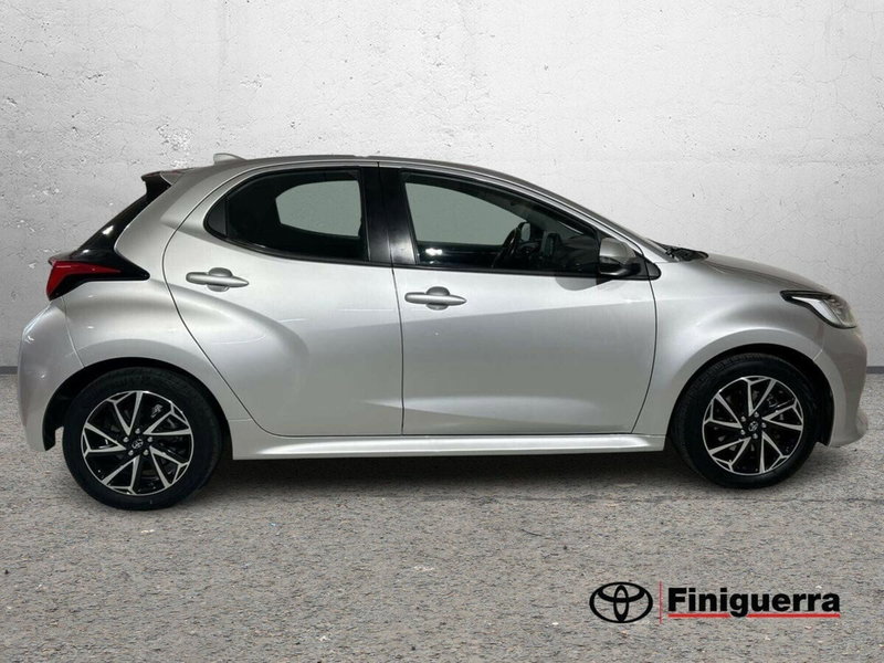 Toyota Yaris usata a Lecco (5)