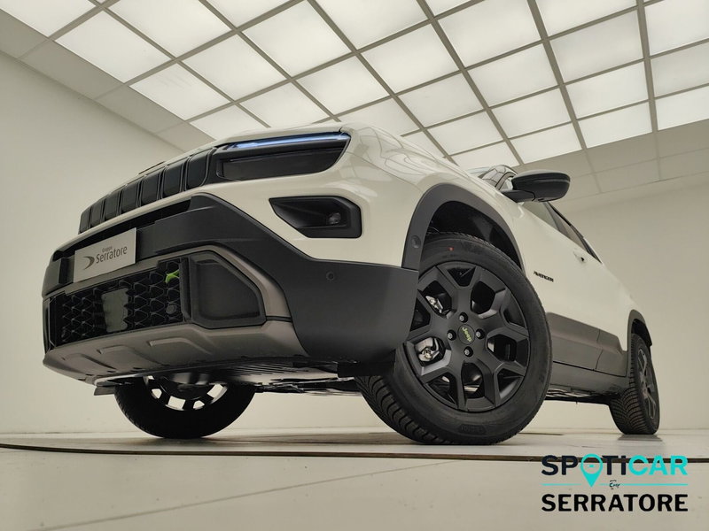 Jeep Avenger nuova a Como (13)