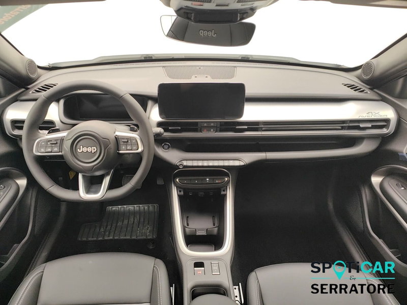 Jeep Avenger nuova a Como (7)