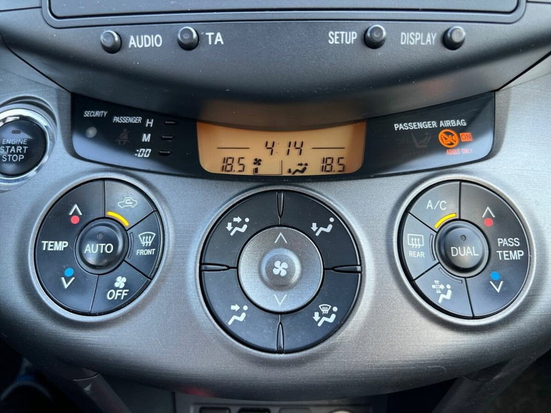 Toyota Rav4 usata a Sondrio (14)