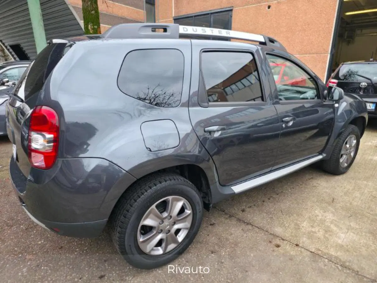Dacia Duster usata a Como (7)