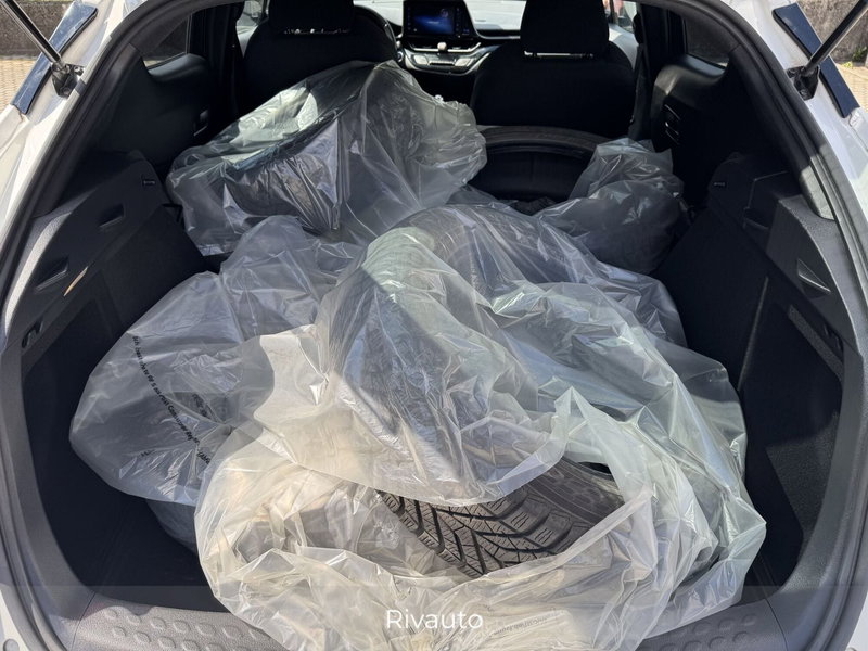 Toyota Toyota C-HR usata a Como (10)