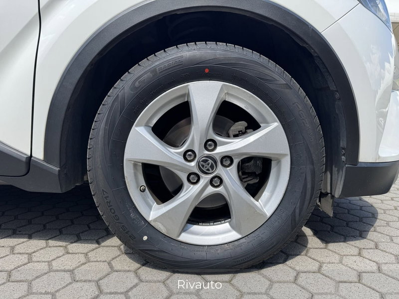 Toyota Toyota C-HR usata a Como (12)