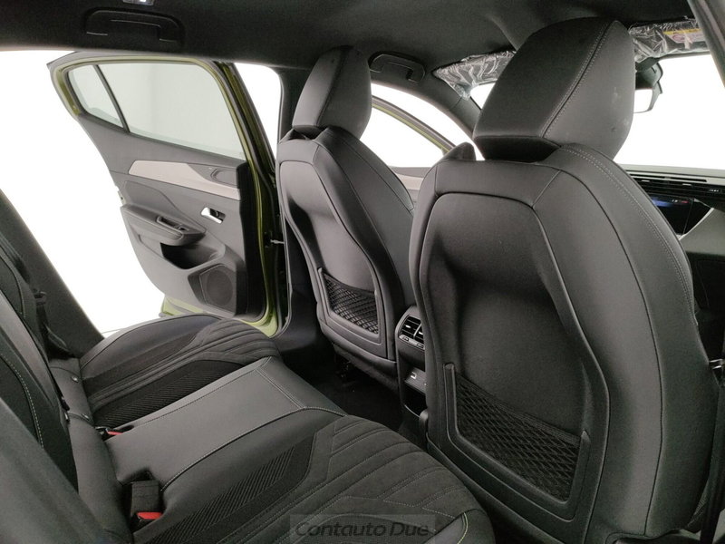 Peugeot 408 nuova a Caserta (14)
