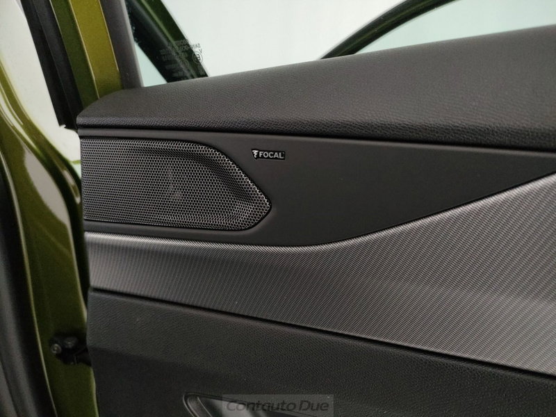 Peugeot 408 nuova a Caserta (16)