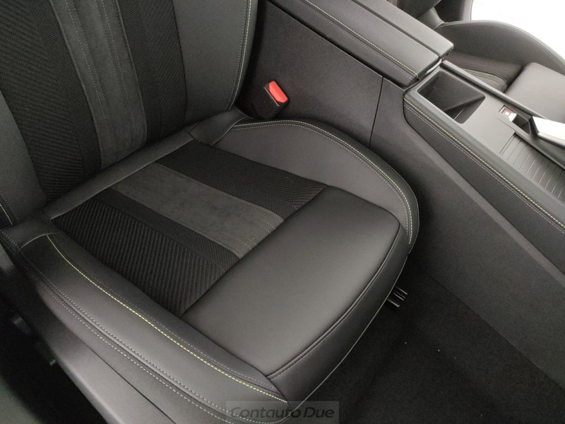 Peugeot 408 nuova a Caserta (18)
