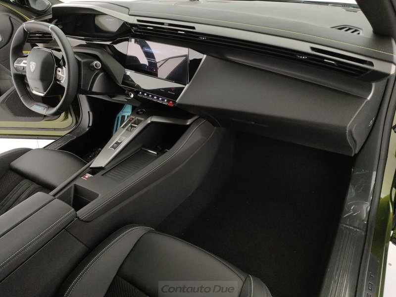 Peugeot 408 nuova a Caserta (19)