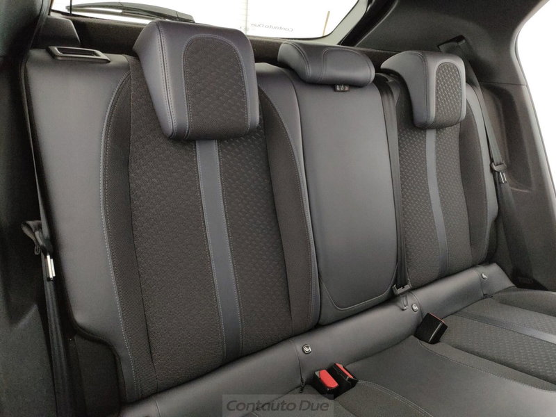 Peugeot 2008 usata a Caserta (11)