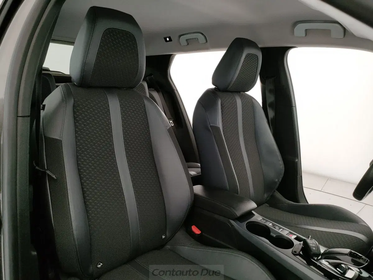 Peugeot 2008 usata a Caserta (14)