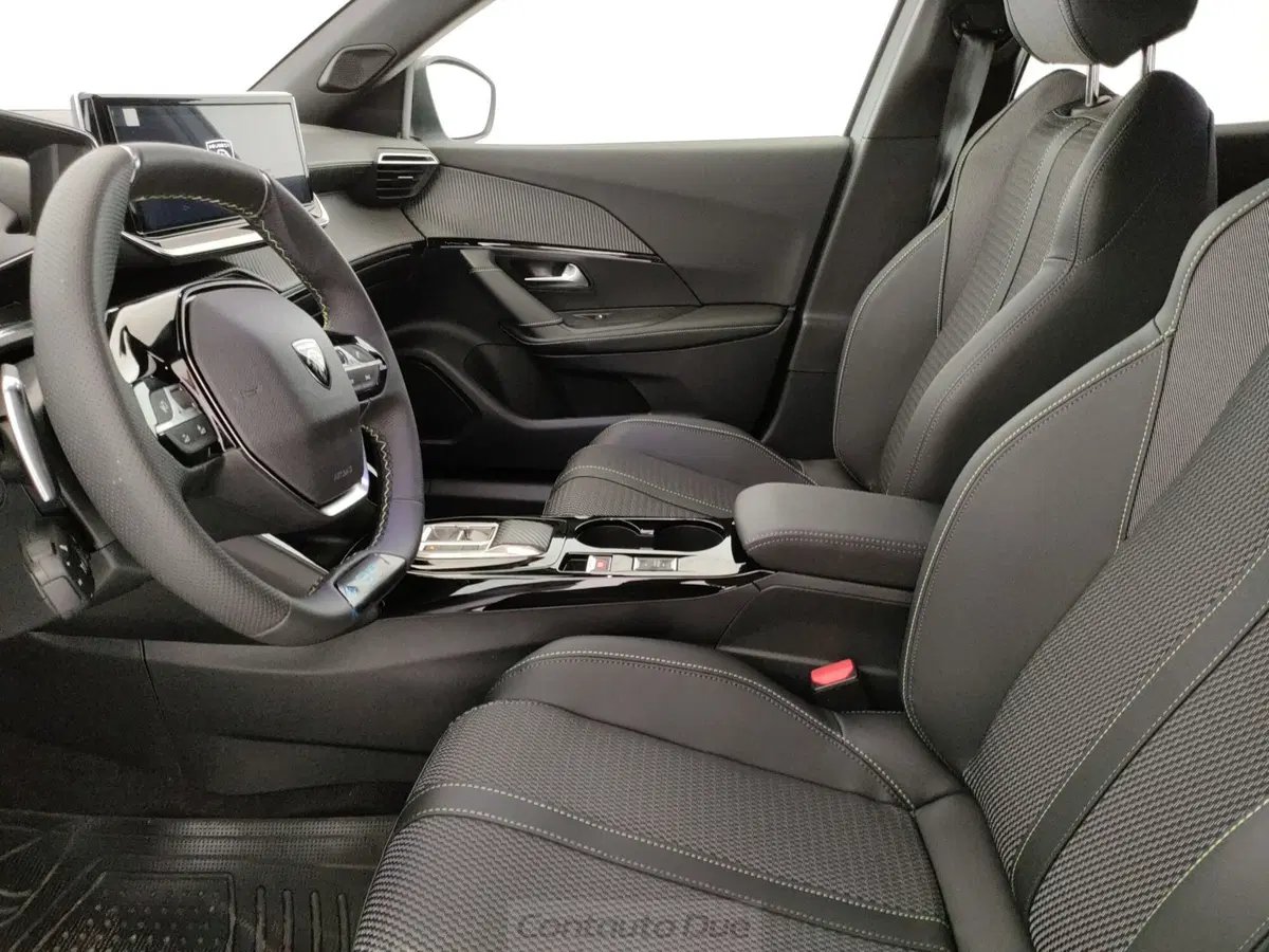 Peugeot 2008 usata a Caserta (15)
