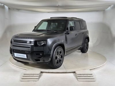 Land Rover Defender 110 3.0d i6 mhev SE awd 300cv auto 6p.ti del 2023 usata a Torino