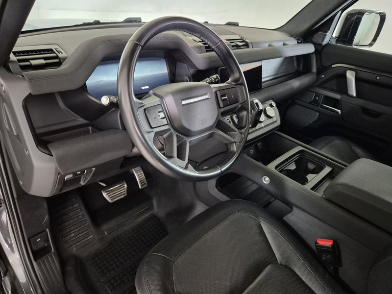 Land Rover Defender usata a Torino (17)