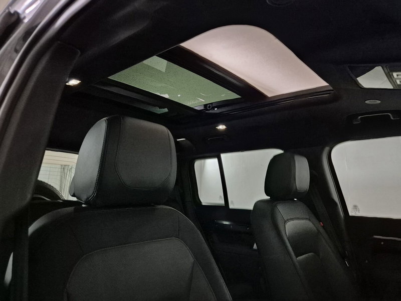 Land Rover Defender usata a Torino (18)