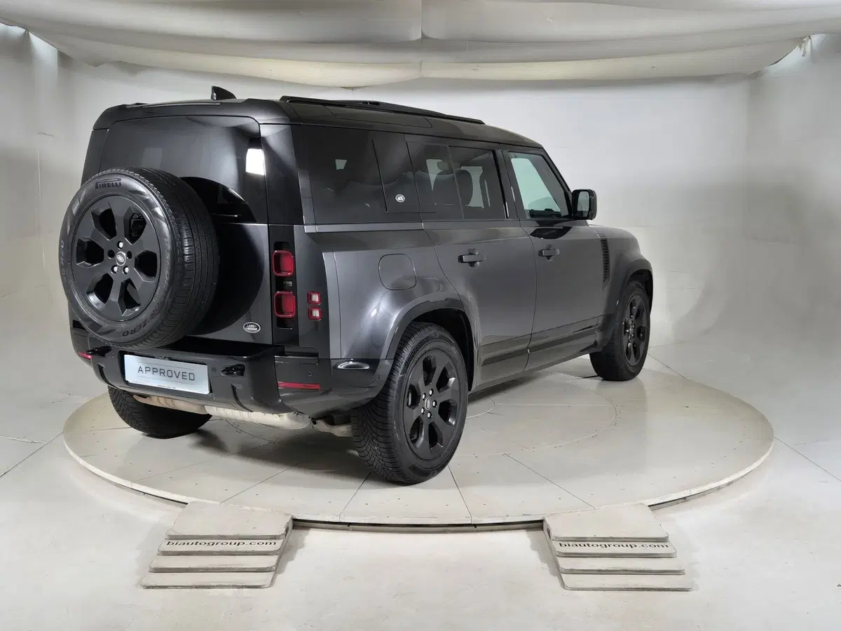 Land Rover Defender usata a Torino (2)