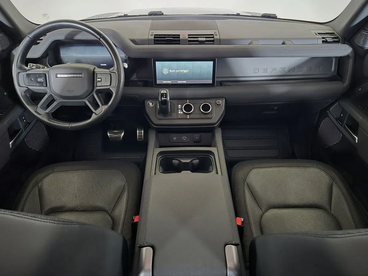 Land Rover Defender usata a Torino (4)