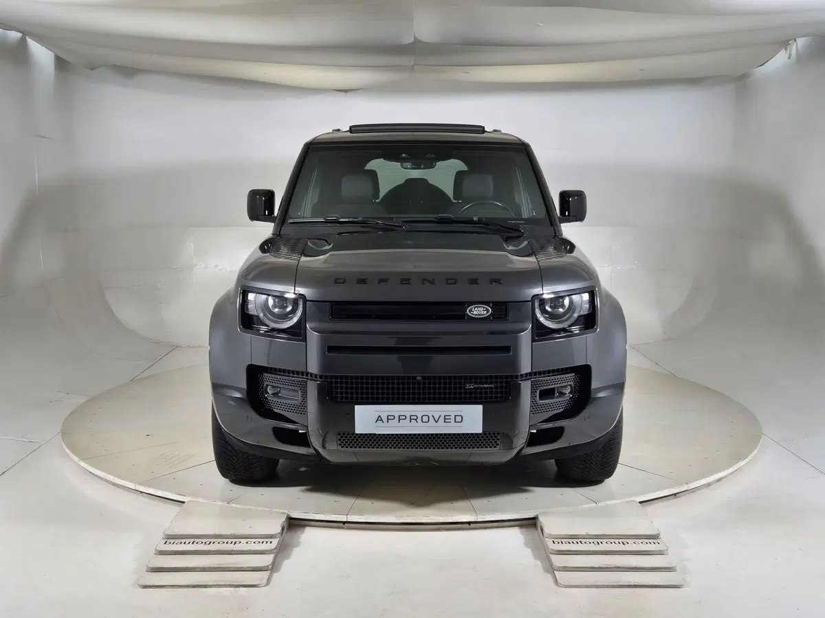 Land Rover Defender usata a Torino (8)