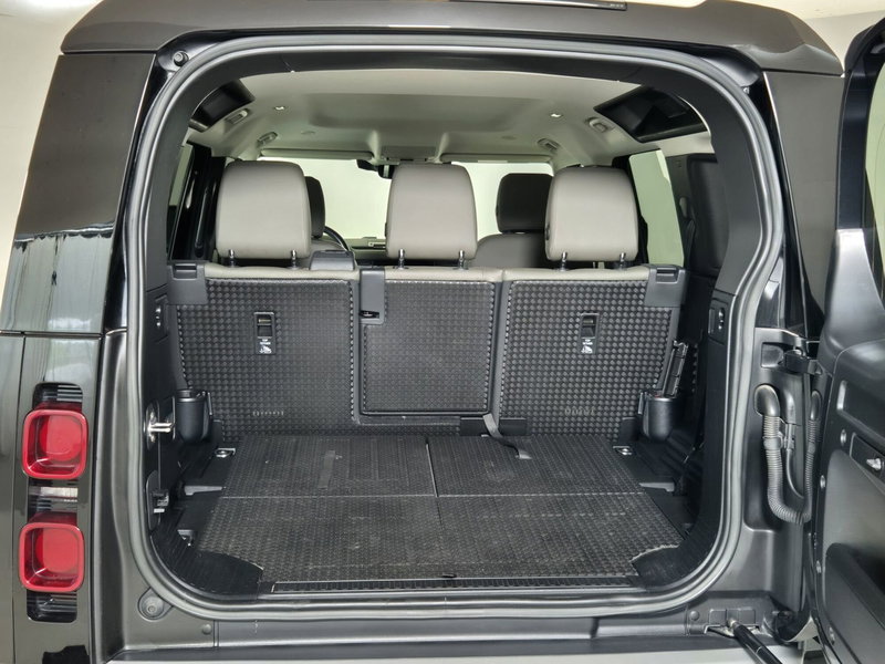 Land Rover Defender usata a Torino (13)