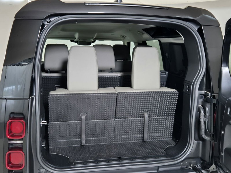 Land Rover Defender usata a Torino (14)