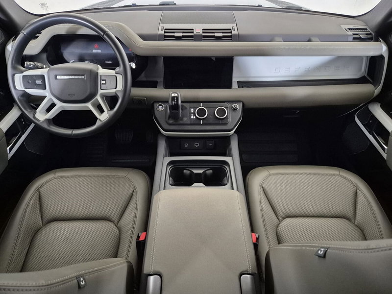 Land Rover Defender usata a Torino (4)