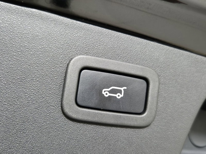 Jaguar E-Pace usata a Torino (19)