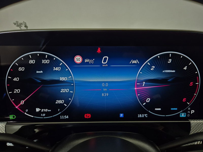 Mercedes-Benz Classe E usata a Torino (15)